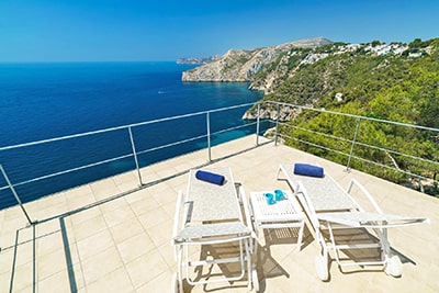 Villas with sea view